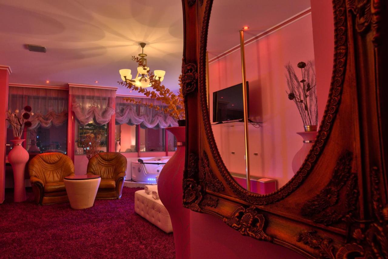 Hotel Rosa Blu Tiranë Ngoại thất bức ảnh